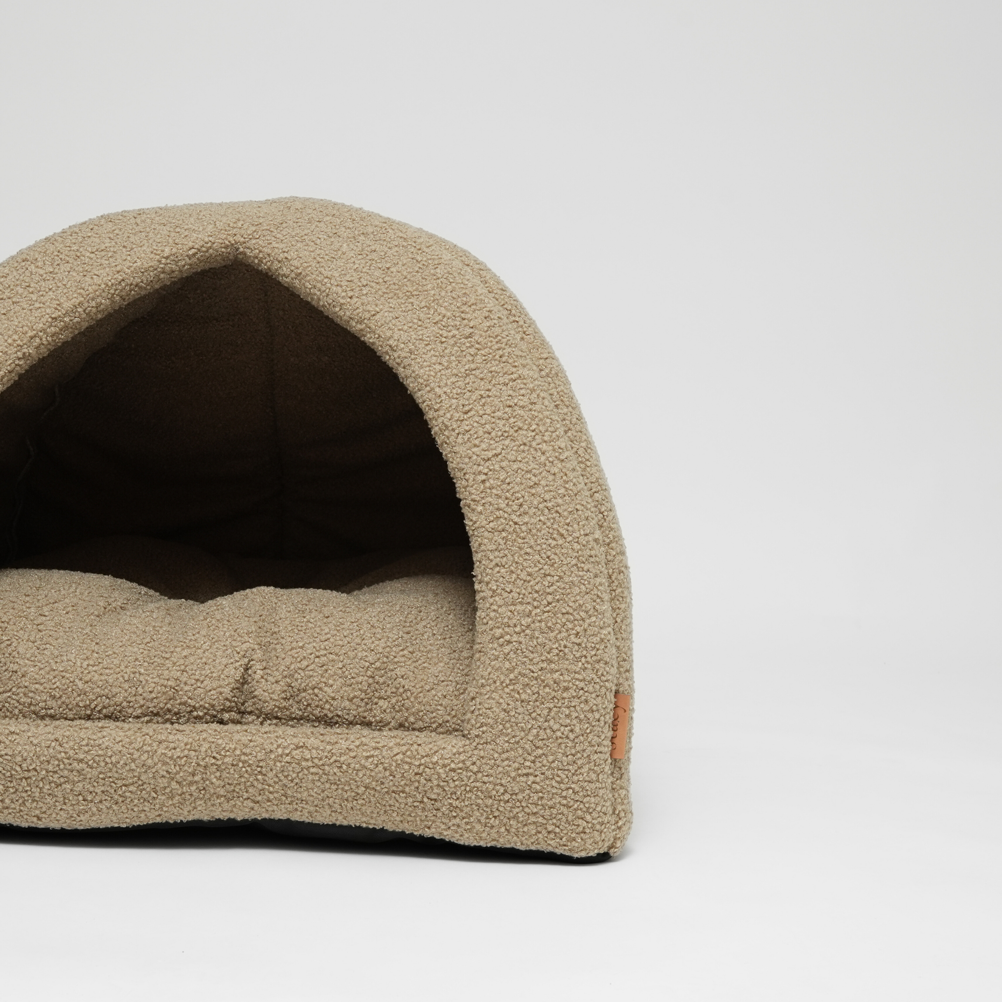 Dog Cave | Oat Bouclé