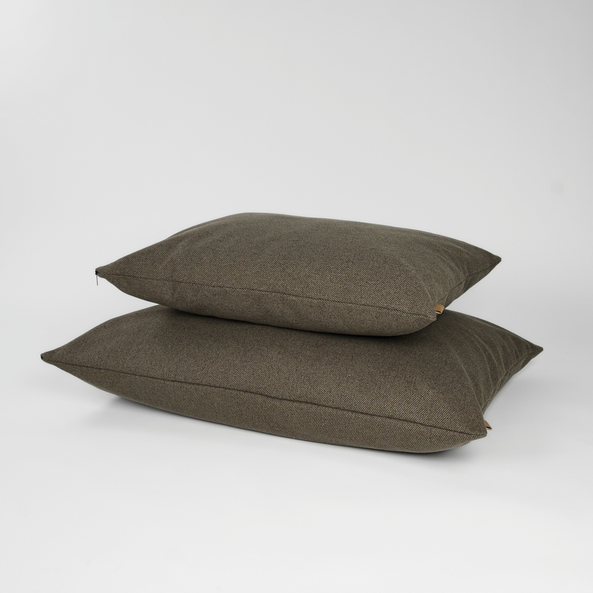 Ebba Dog Cushion | Espresso