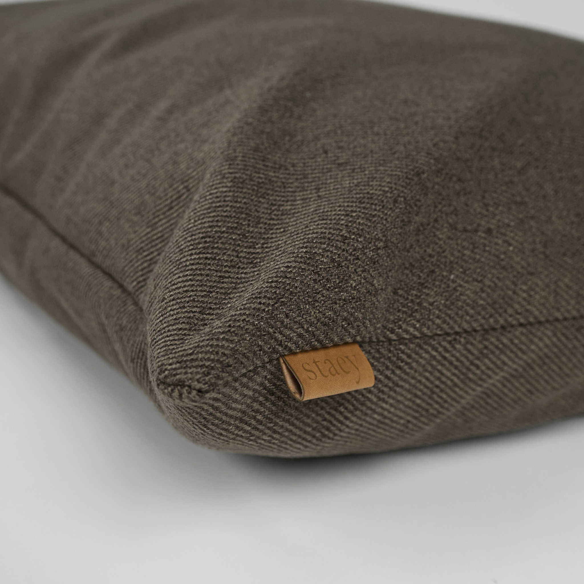 Ebba Dog Cushion | Espresso